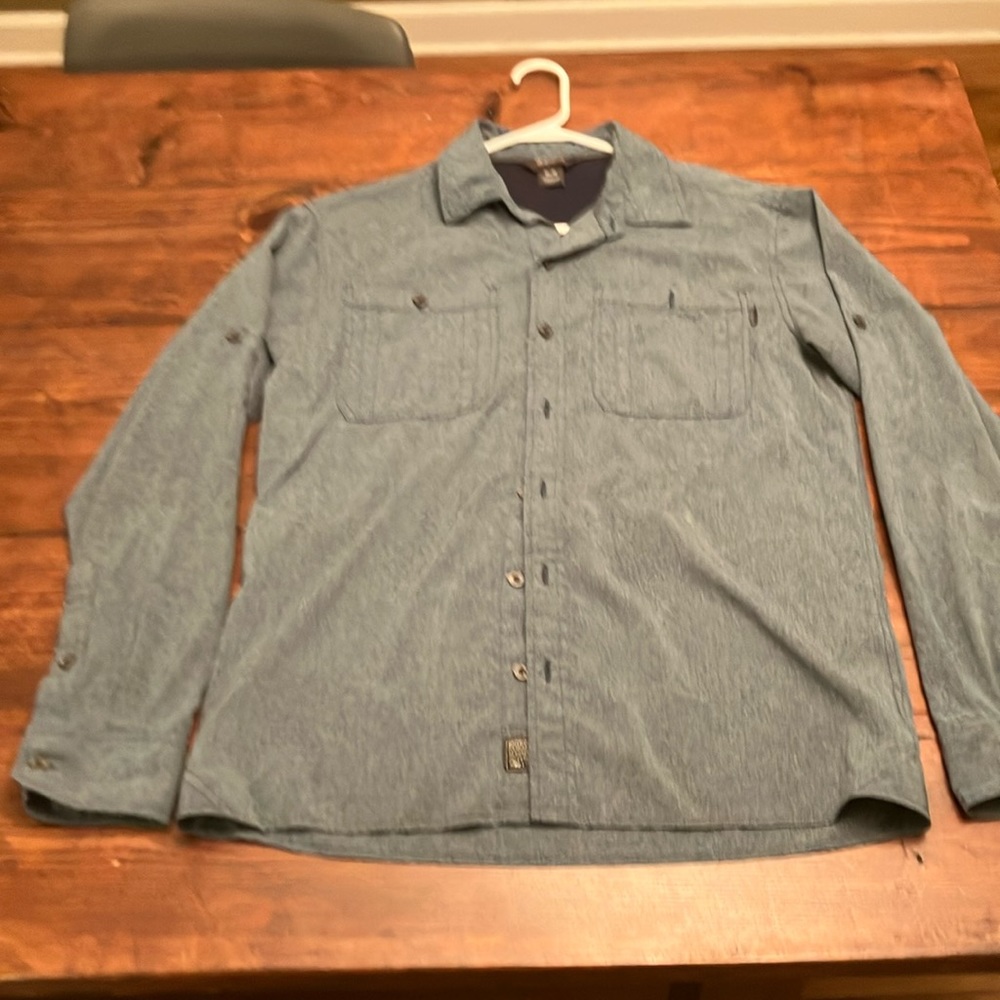 OR men’s sweat wicking shirt, Medium